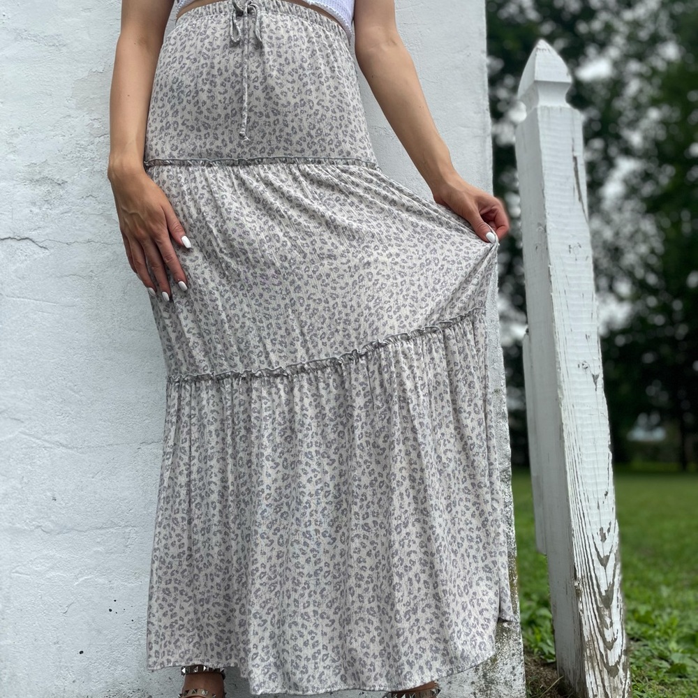 Lazy Sunday grey and beige leopard maxi skirt